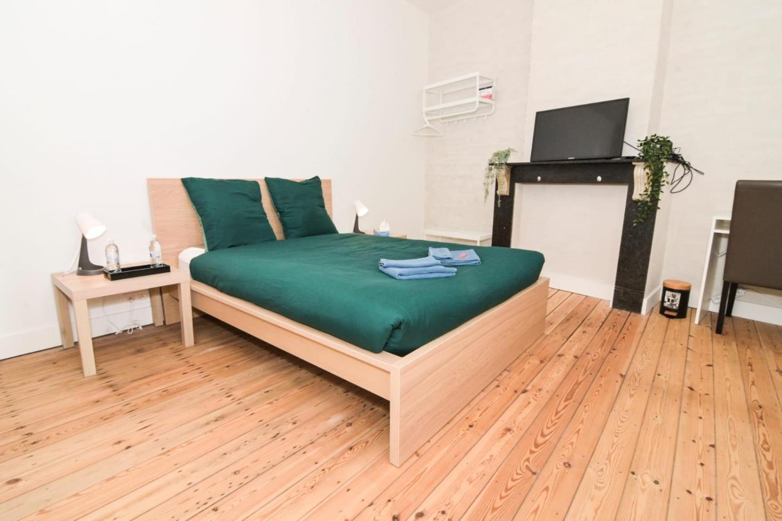 Cozy And Confortable Room Near Brussels Central Station Bruxelas Exterior foto